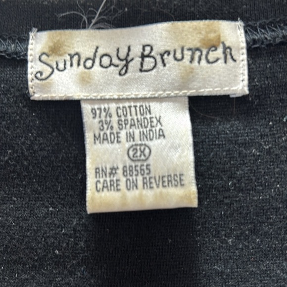 Sunday Brunch Black with Gold Purse Embellishment T-shirt size 2XL - Picture 3 of 4